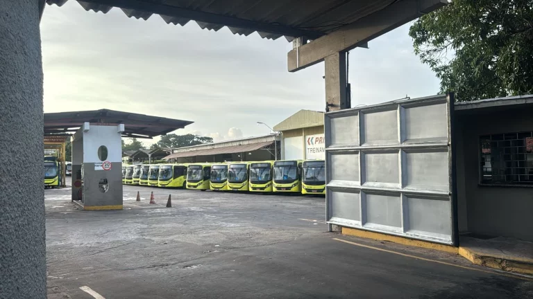 Greve parcial deixa São Luís sem ônibus do sistema urbano após atraso no pagamento dos rodoviários