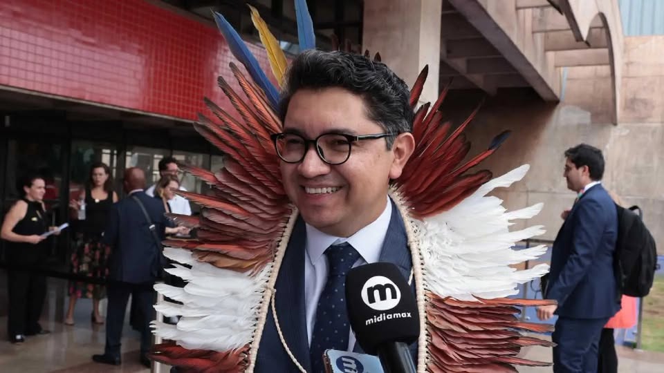 Lula confirma Eloy Terena no ministério dos Povos Indígenas e Rivetla Édipo na Pesca