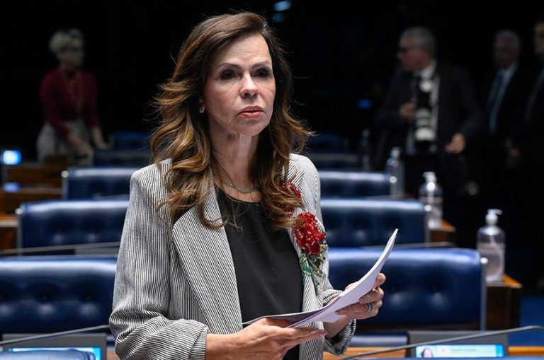 Senado valida reajuste do piso salarial dos professores da educação básica