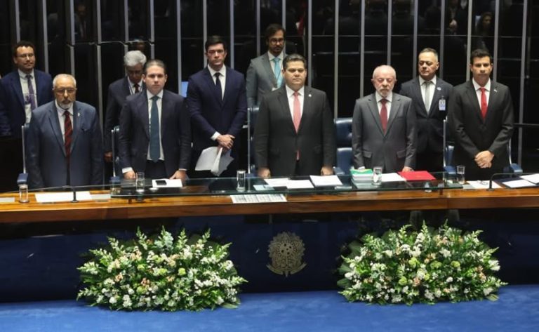 Advogado trabalhista analisa fim da escala 6×1 e manda recado aos empregadores: “Nenhuma reforma trabalhista quebrou o empresário”