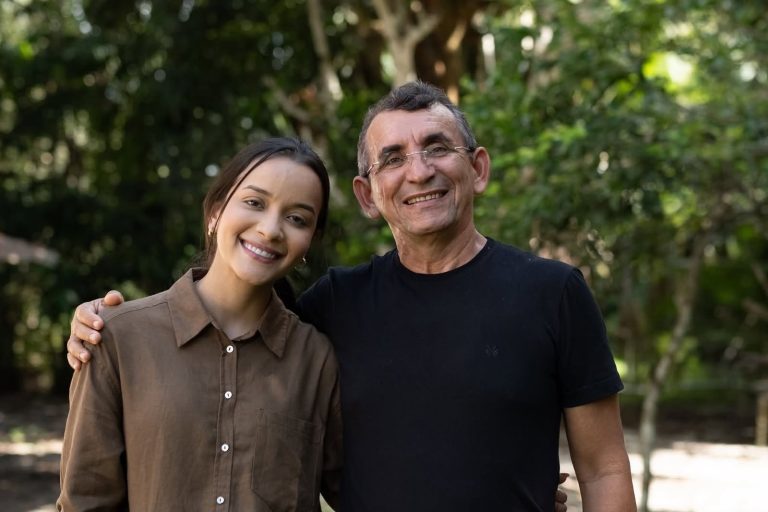 Professor Nonato Melo Celebra o Aniversário da filha, deputada Natália do Júnior do Garimpeiro